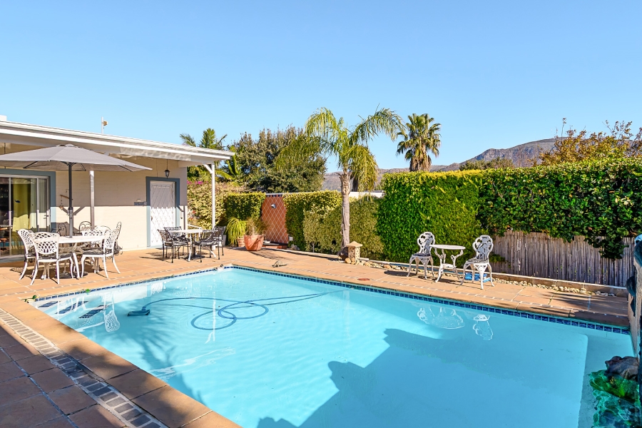 5 Bedroom Property for Sale in Constantia Western Cape